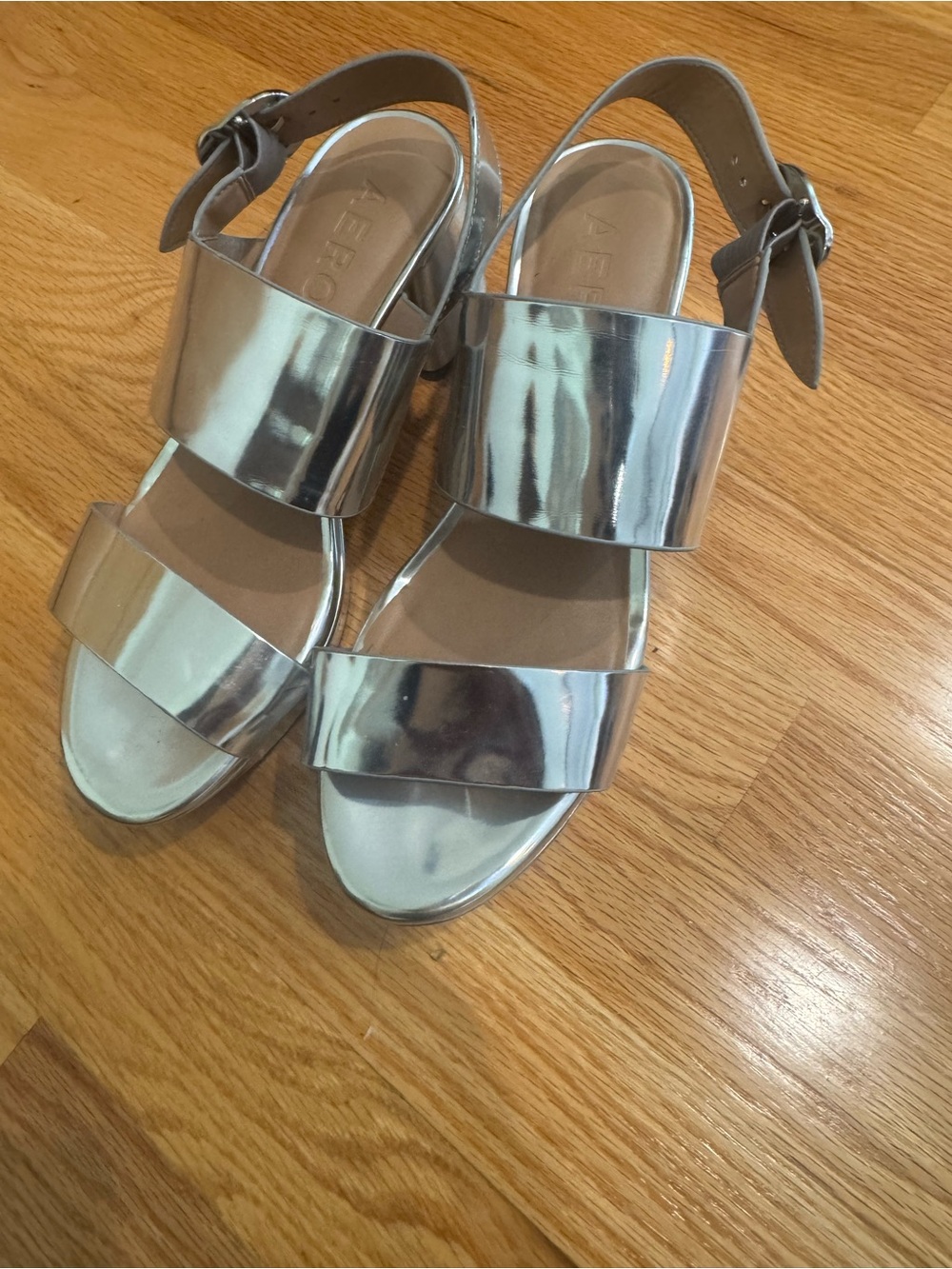 Aersole’s Camera Silver Shoes